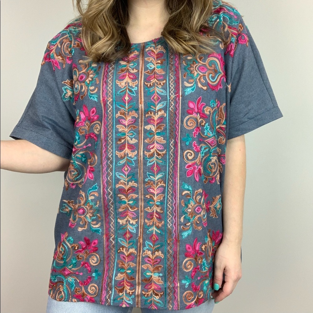 Folklore Floral Paisley Embroidered Top Blue Umgee - Picture 7 of 7